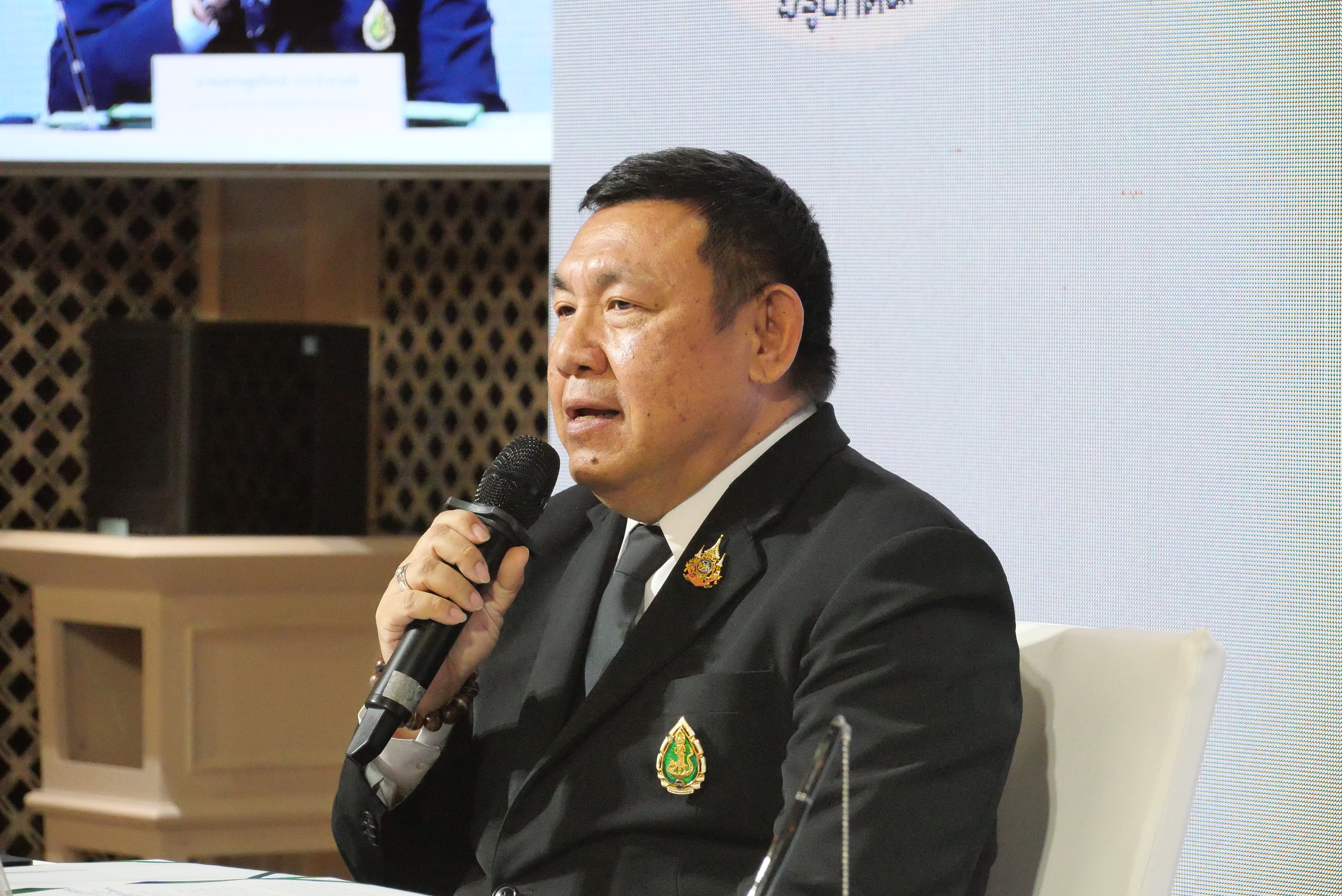 title - ส.ป.ก. เซ็น MOU มูลนิธิสถาบันการสร้างชาติ 